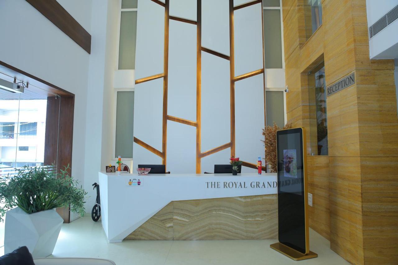 Отель The Royal Grand Karur  Экстерьер фото